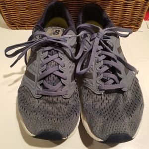 New Balance Fresh Foam Athletic Shoes. Mens 7.5